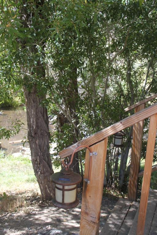 Lodge Virginia Creek Settlement
